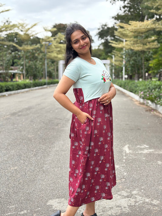 Green With Maroon Dual Colour Feeding Frock