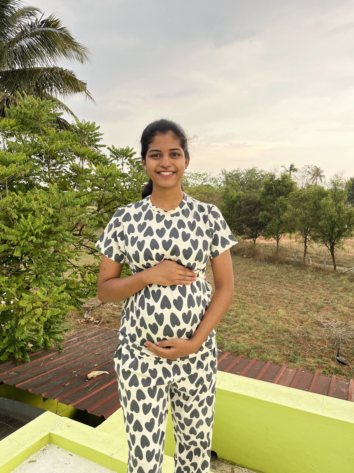 Half White With Heart Feeding Night Dress