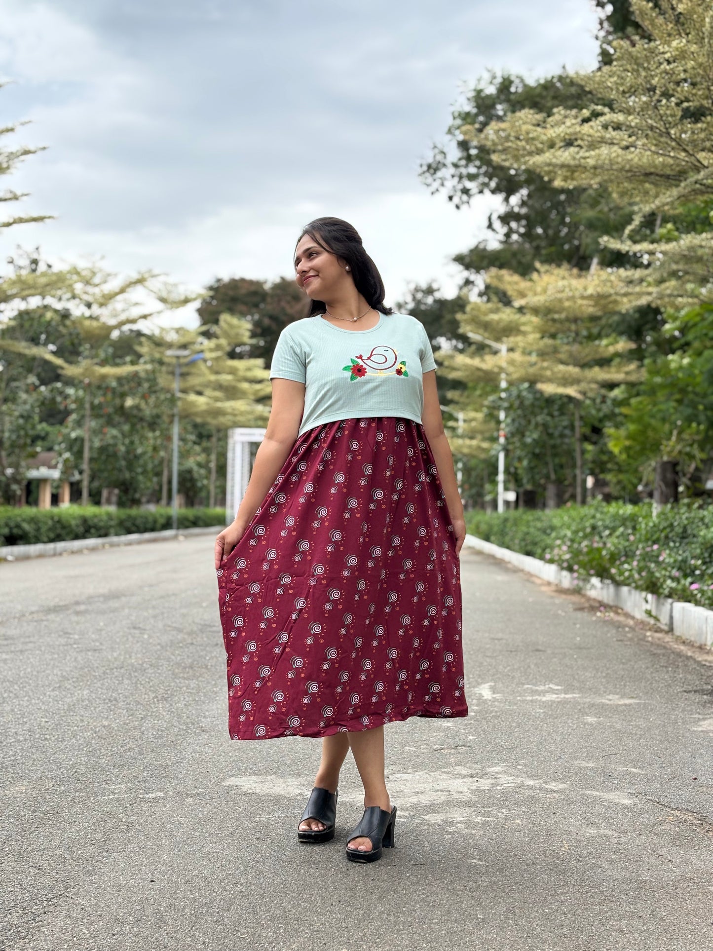 Green With Maroon Dual Colour Feeding Frock