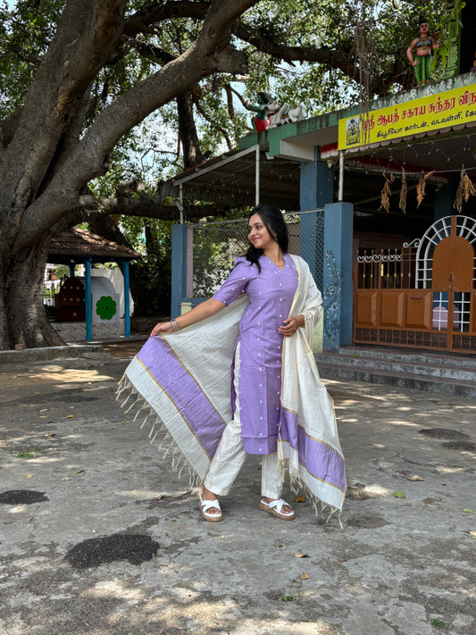 Meera - Lilac Set