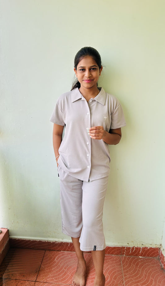 Ash Collar Shirt With 3/4th Pant