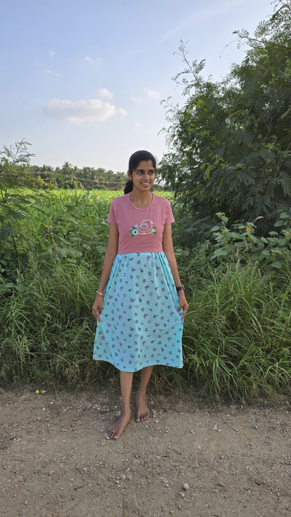 Dual Colour Feeding Frock