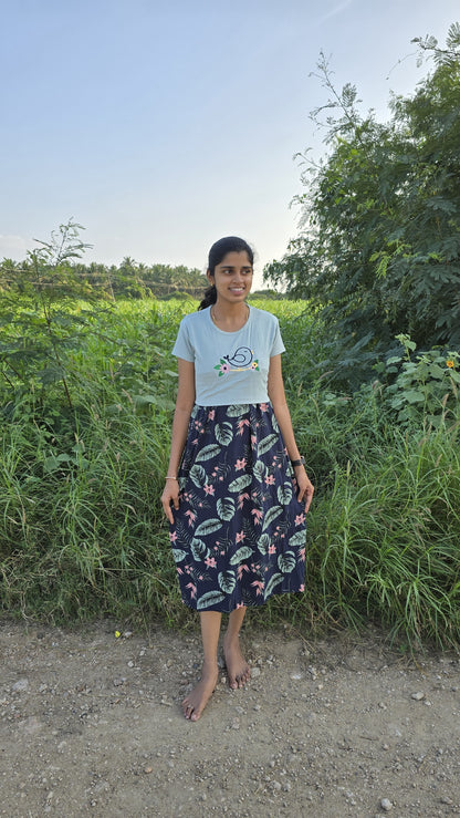 Dual Colour Feeding Frock