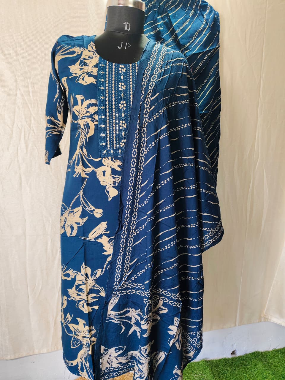 Reyon Kurti Set